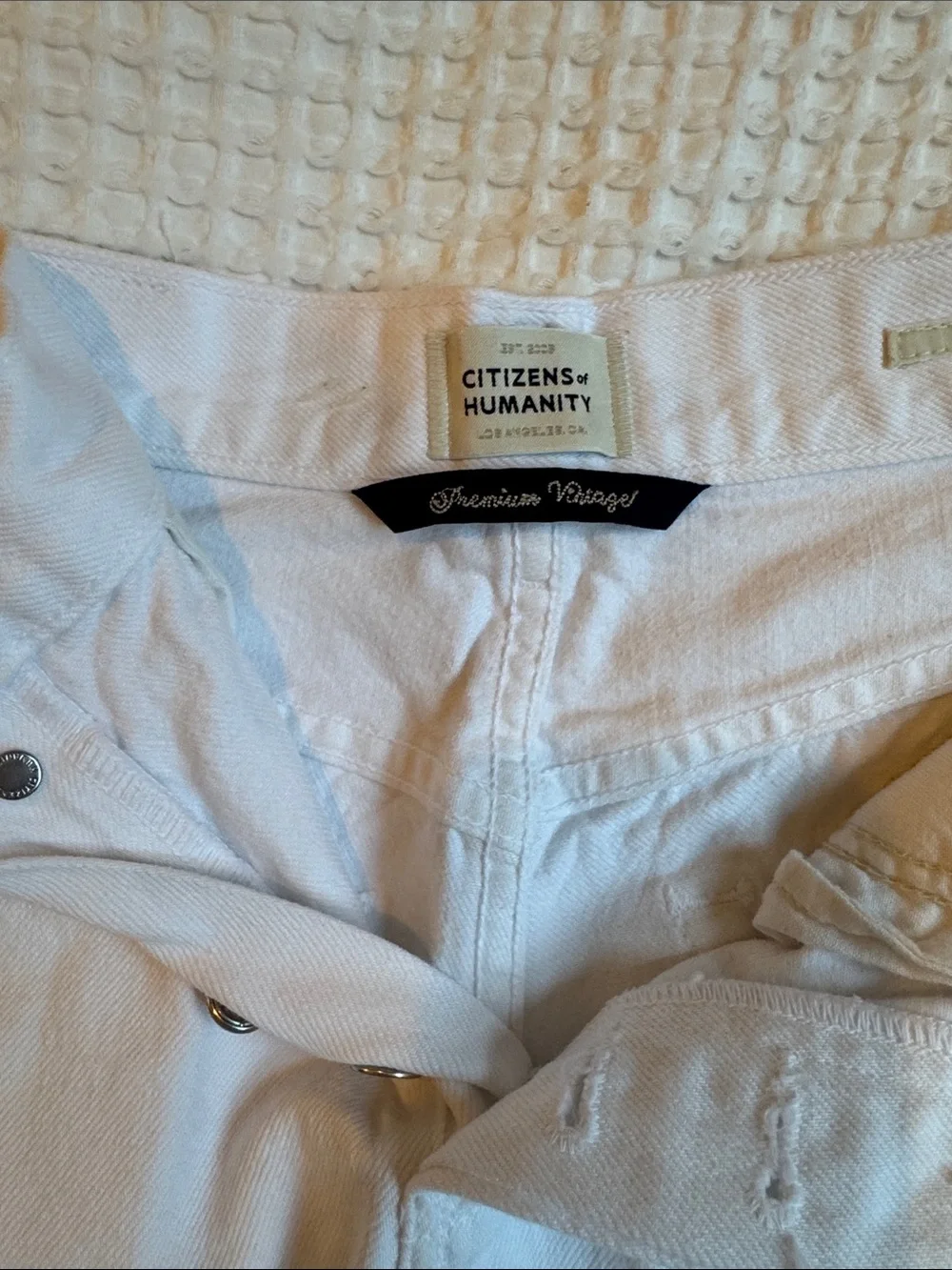 Citizens of Humanity | Annabelle Long Short in Gloss | High-Waisted Size 23